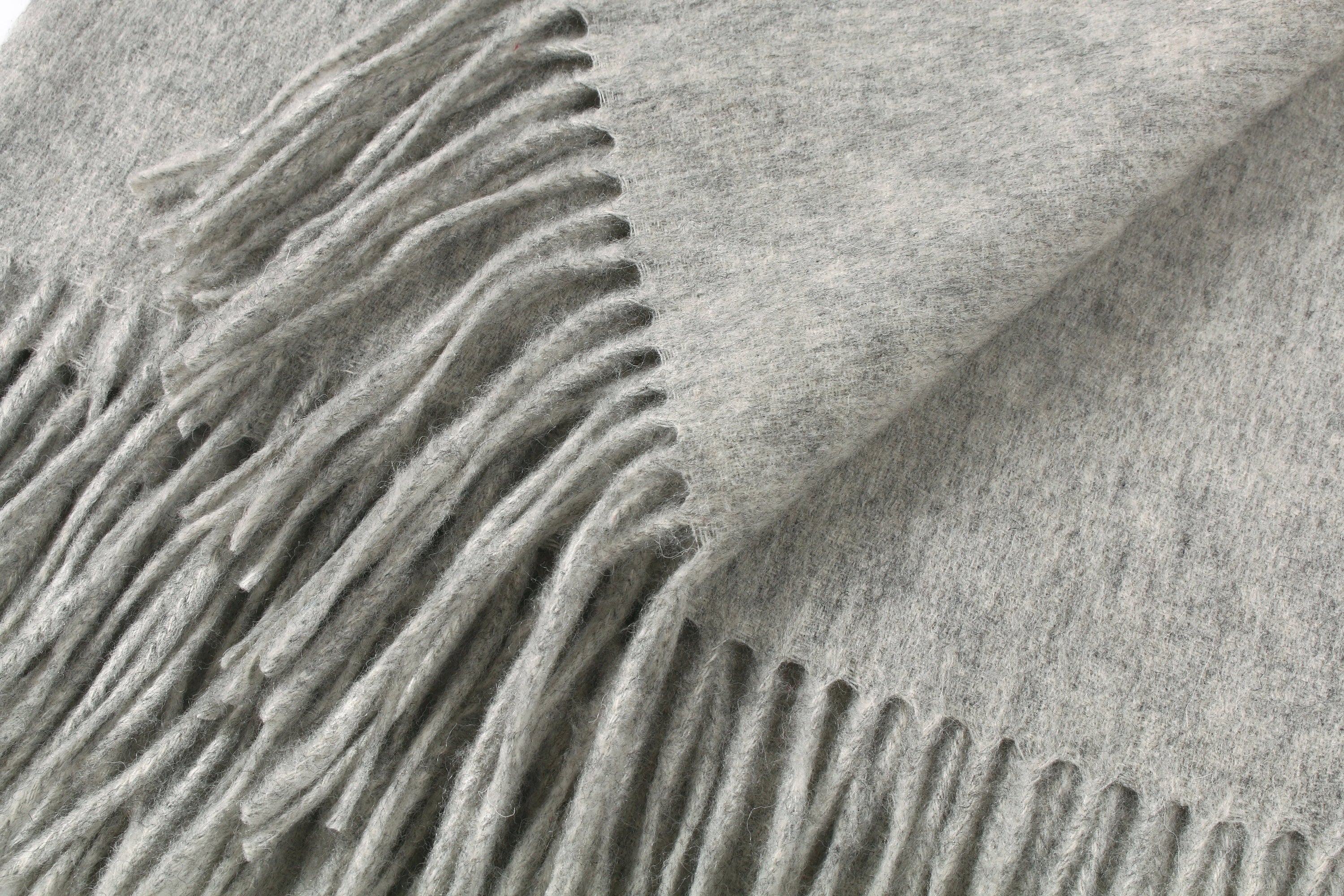 OVERSIZED ORGANIC CASHMERE SCARF